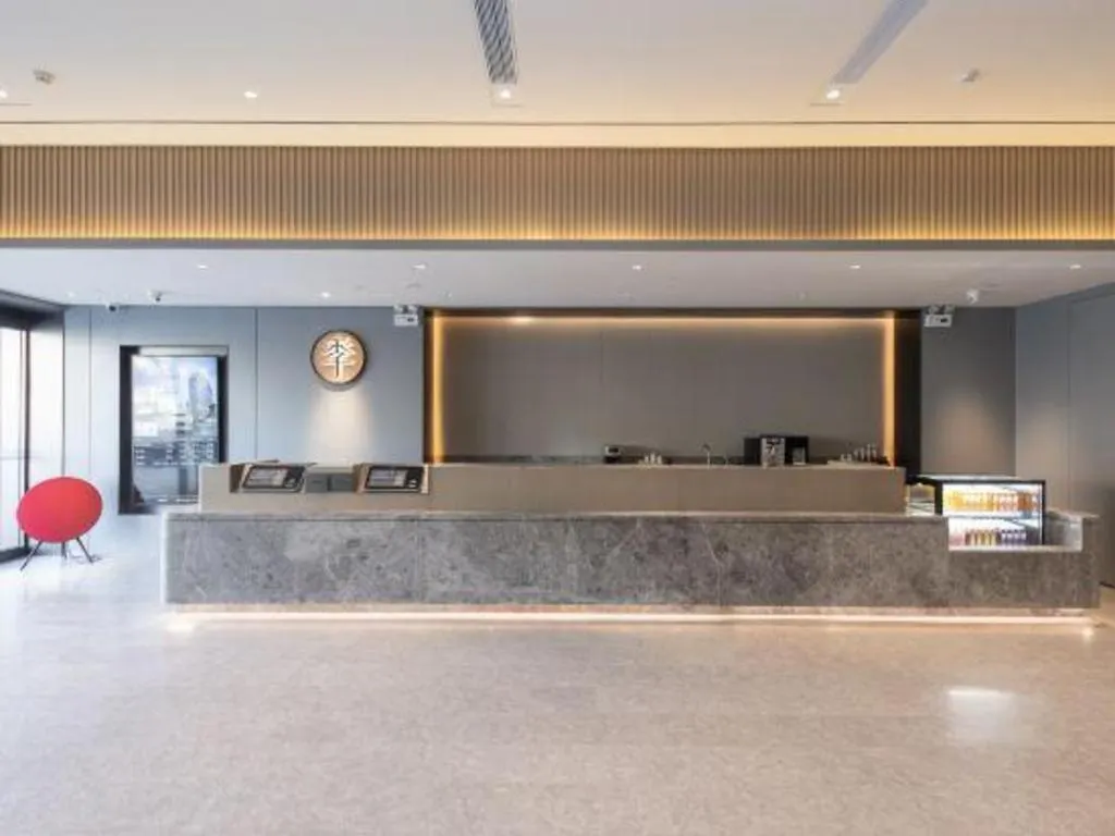 Ji Hotel Kaifeng Bianxi Lake China